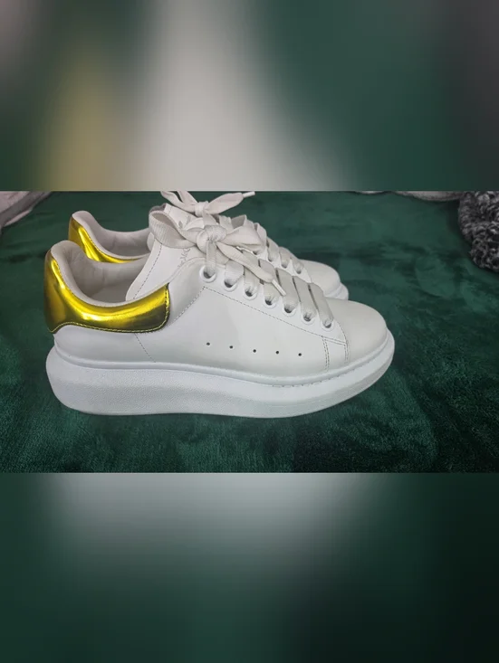 ALEXANDER MCQUEEN WOMAN OVER SIZE WHITE/GOLD SHOES RARE MODEL SIZE 38 1/2 **** - Picture 2 of 11